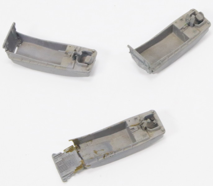 Modeling ship landing craft, lot of 3 units, 1/72?