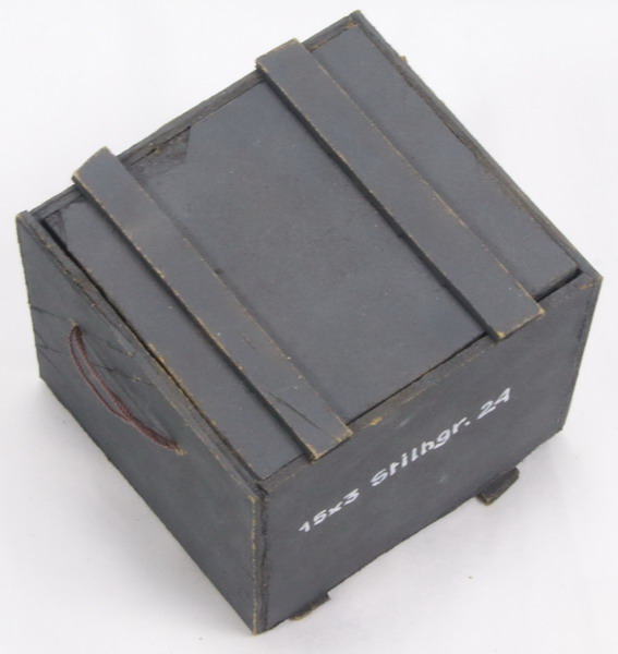 Accesories figures Dragón 1/6, wooden box for 45 grenades Stielhandgranate Modelo 24