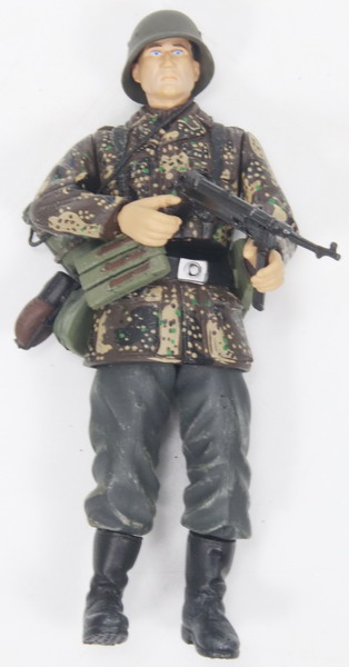 Modeling figures german, infantry Waffen SS, 1/18?