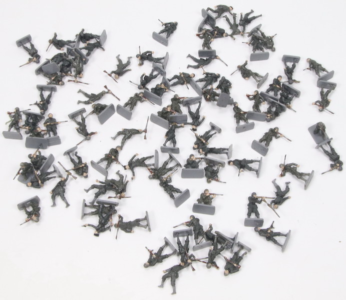 Modeling figures italian, infantry, World War 2, 1/72, 80 figures