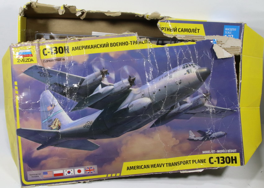 Modeling aircraft Lockheed C-130 H, Hercules, ref. 7321, 1/72, Zvezda