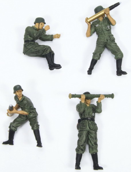 Modeling figures german artillery Flak 88 mm, 1/18?, lot 4 figures