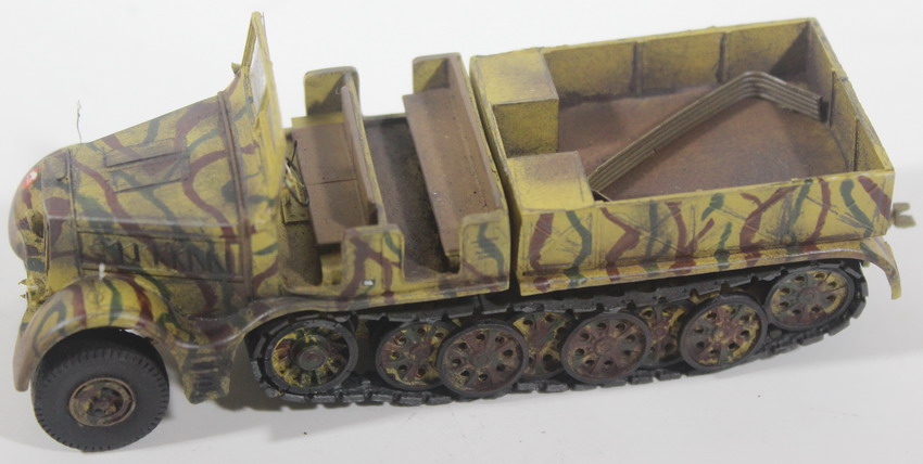 Modeling vehicle Sdkfz 9 – 18 T., montada y pintada, 1/72, ref. caja 1