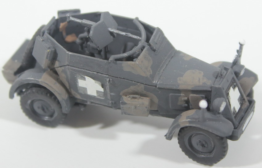 Modeling car Kfz. 13, Maschinengewehr-Kraftwagen, assembled and painted, 1/72, ref. box 1