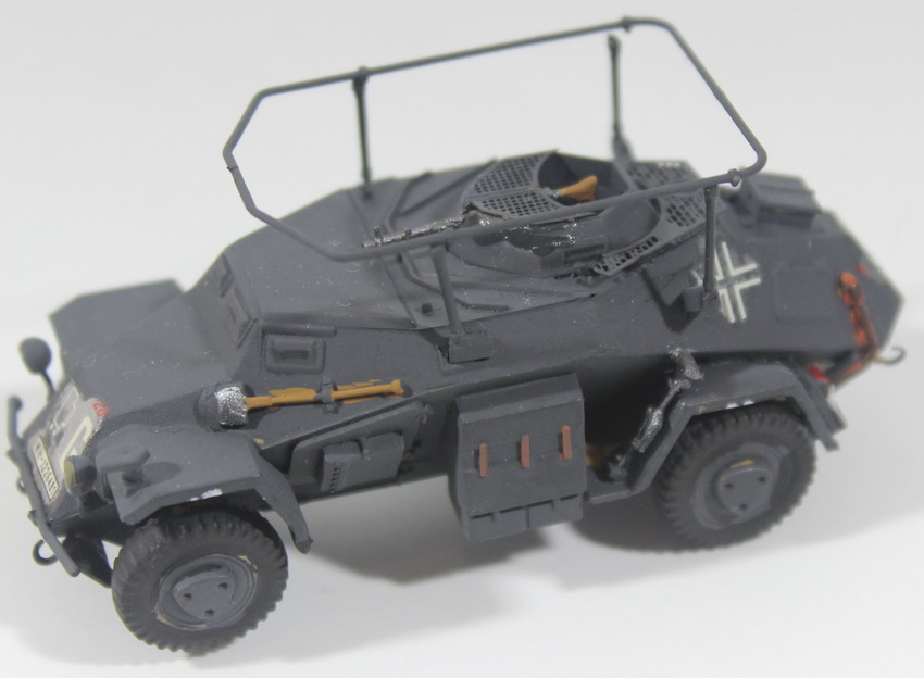 Modeling vehicle SdKfz 223 Leichter Panzerspähwagen (MG), assembled and painted, 1/72, box no. 1