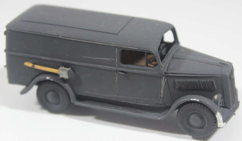 Modeling van Opel, assembled and painted, 1/72, box 4