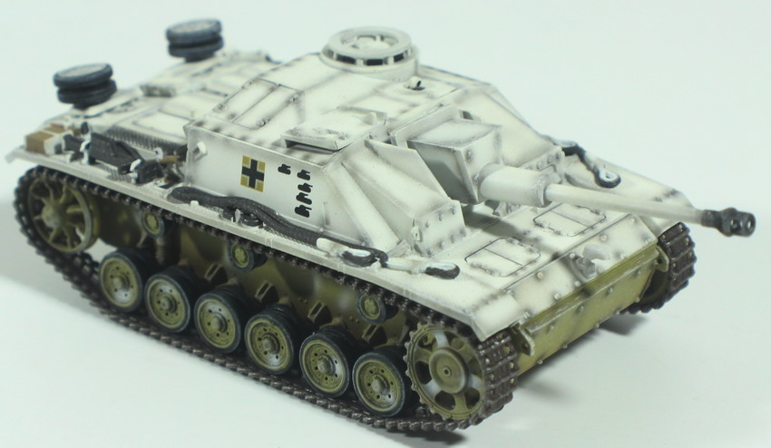 Modeling tank destroyer Sturmgeschütz III - StuG III, assembled and painted, 1/72, Dragon Armor, Diecast, caja 10