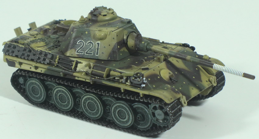 Modeling tank carro Panzer V, Panther II, Panzerkampfwagen V, assembled and painted, 1/72, Dragon Armor, caja 10