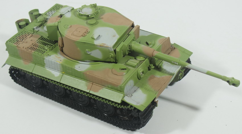 Modeling tank Panzer VI, Tigre I, 1/35, assembled & painted.