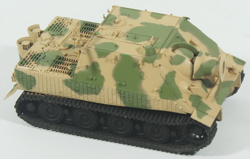 Modeling Tiger-Morser, Morser Tiger, Sturmmörser Tiger, Sturmtiger o Sturmpanzer VI 1/35, assembled & painted.