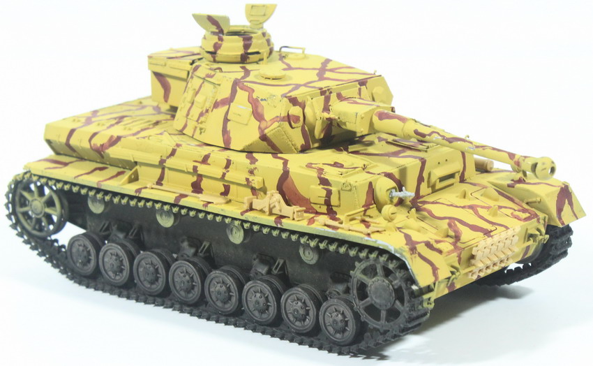 Modeling tank Panzer IV, 1/35, assembled & painted.