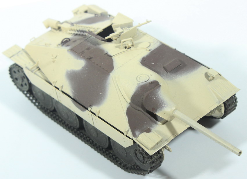 Modeling tank destroyer Jagdpanzer 38(t), SdKfz. 138/2, Hetzer, 1/35, assembled & painted
