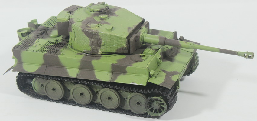 Modeling tank Panzer VI, Tigre I, 1/35, assembled & painted.
