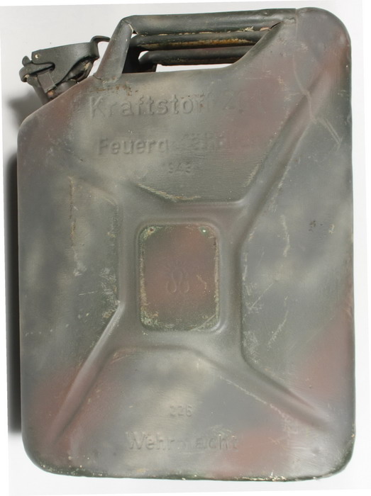 CAN OF GASOLINE KRAFTSTOFF, YEAR 1943, ORIGINAL GERMAN SECOND WORLD WAR