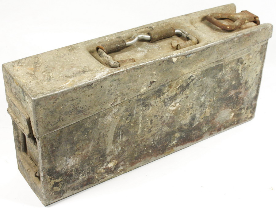 AMMO BOX, PATRONENKASTEN 41 FOR 34 AND 42 MG ALUMINIUM, ORIGINAL GERMAN SECOND WORLD WAR