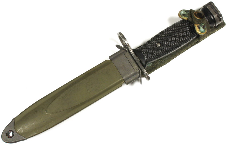 Bayonet USA mod. M 7 and it founds M8, for the assault rifle M 16, Vietnam and later