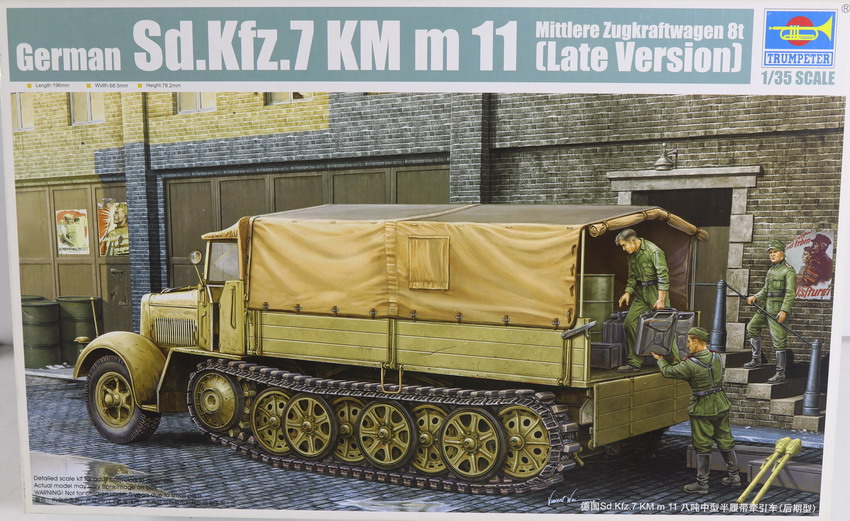 Modeling halftrack Sdkfz 7 , 8 T. , ref. 01507 , 1/35 , Trumpeter