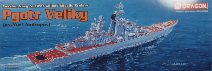 Modeling ship cruiser Admiral Ushakov (Kirov), ref. 7037, 1/700, Dragón