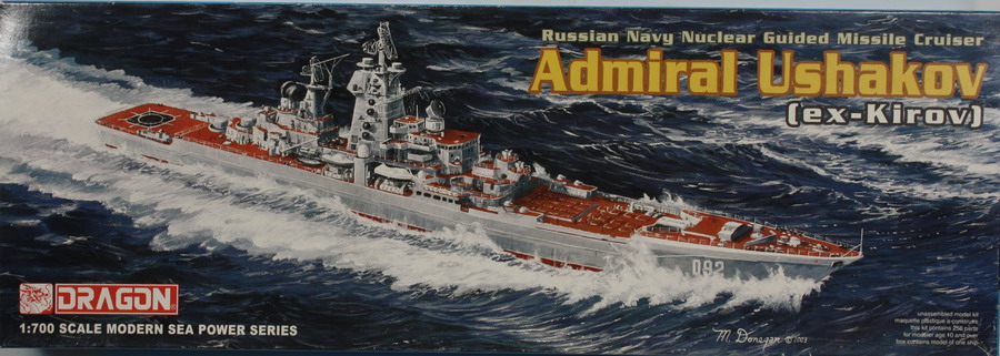Modeling ship cruiser Admiral Ushakov (Kirov), ref. 7037, 1/700, Dragón