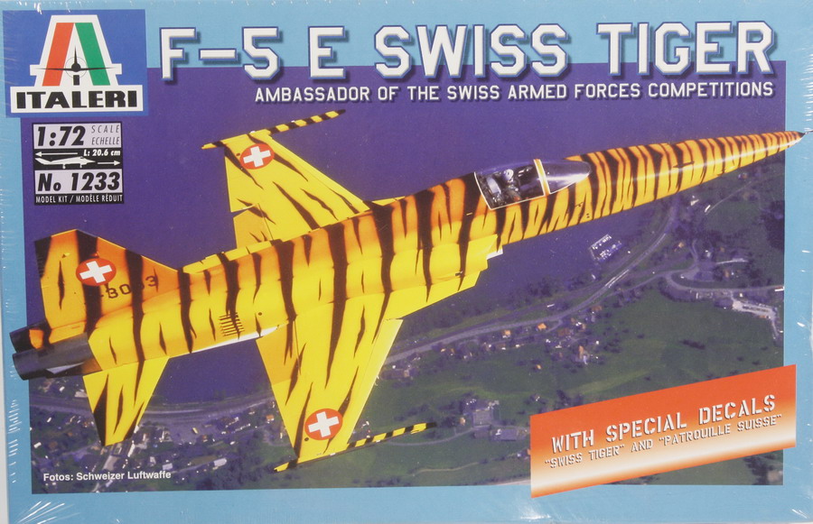 Modeling aircraft F-5 Swiss Tiger, ref. 1233, 1/72, Italeri