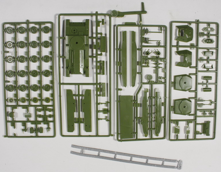 Modeling tank Crusader, 1/72, Airfix